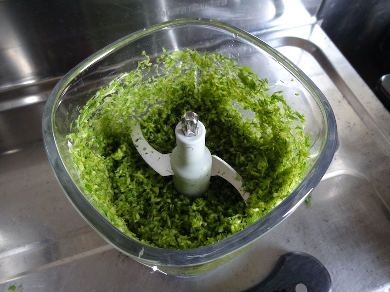 ニンジンの【茎】の薬味(生ふりかけ) 自給畑 自然菜 無添加栽培