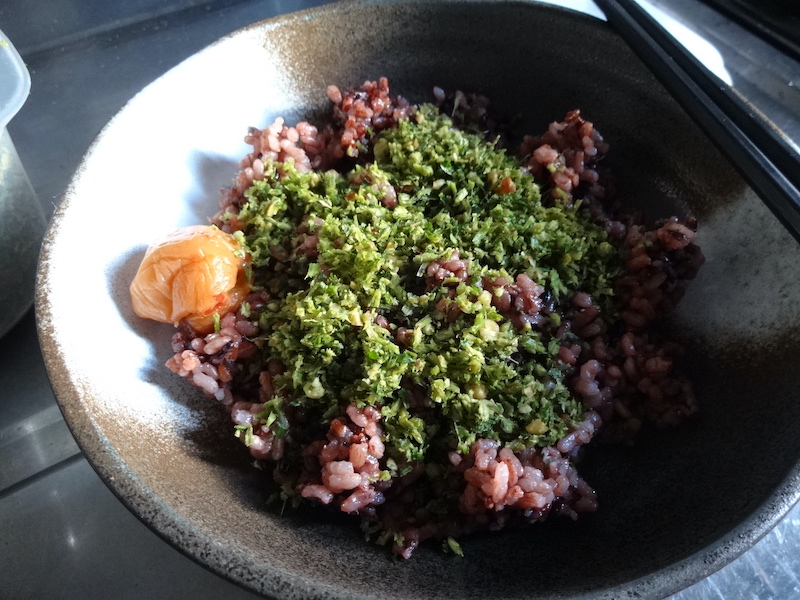 ニンジンの【茎】の薬味(生ふりかけ) 自給畑 自然菜 無添加栽培